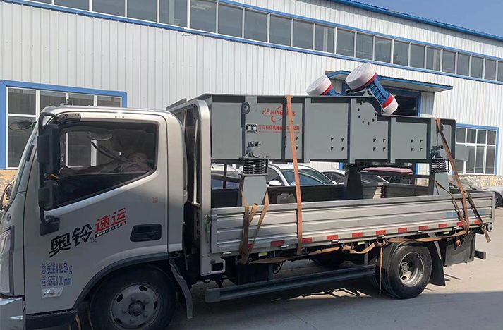 直線篩的電機安裝位置有幾種？有什么區(qū)別